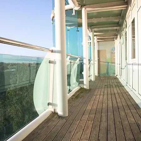 Tranquil Apartment With Stunning Views Enfield Exterior photo