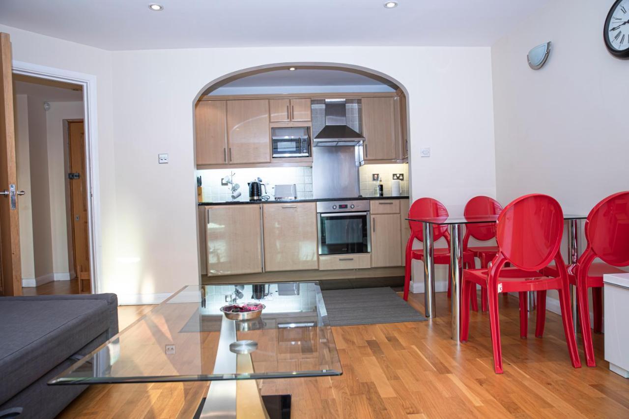 Tranquil With Stunning Views Apartment Enfield