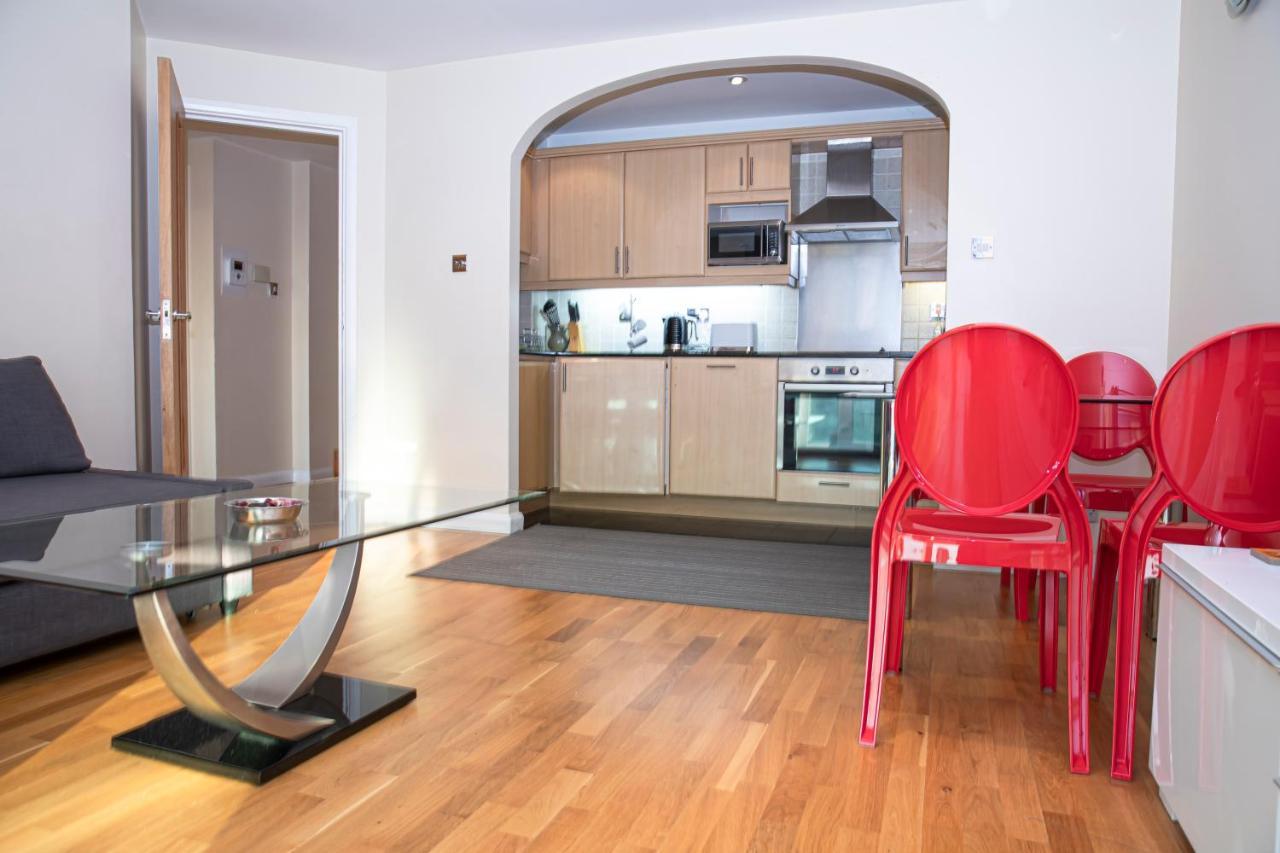 Tranquil With Stunning Views * Enfield