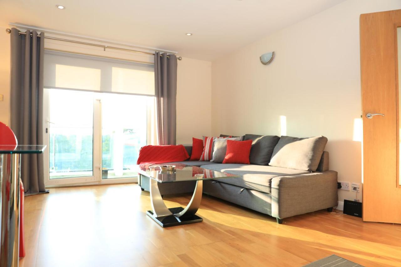 Tranquil With Stunning Views Apartment *